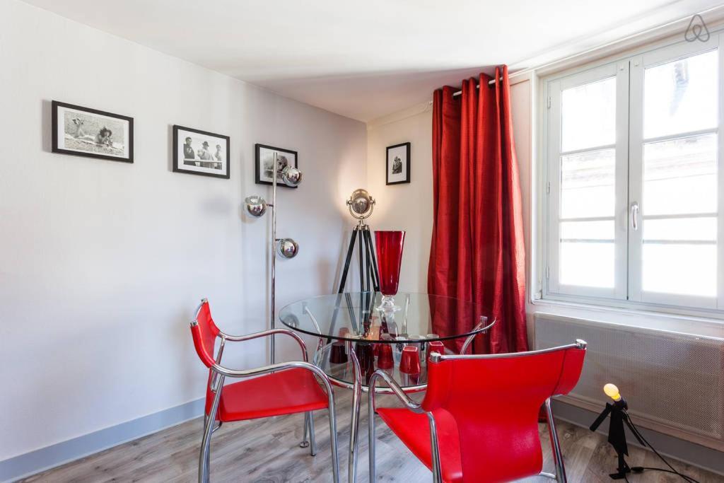 Studio Cinema Apartment Honfleur Bilik gambar